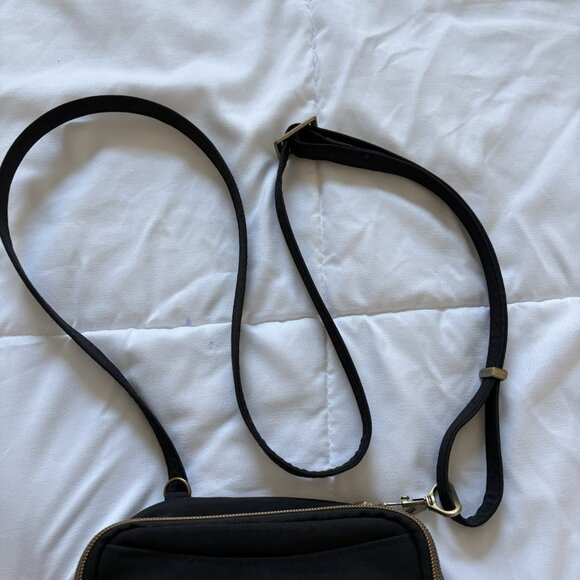 Travelon Signature Slim Day Bag Crossbody Black Canvas Pockets Blue Inside - Picture 3 of 12
